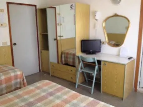 Hotel Strand 3* 里乔内