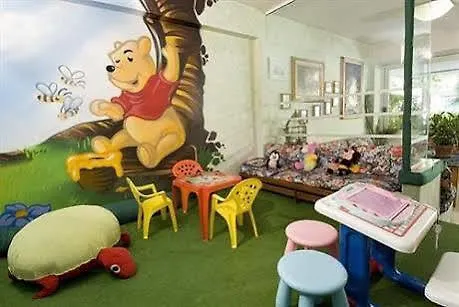 Ξενοδοχείο Hotel Strand 3*