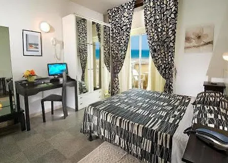 Hotel Strand Hotel